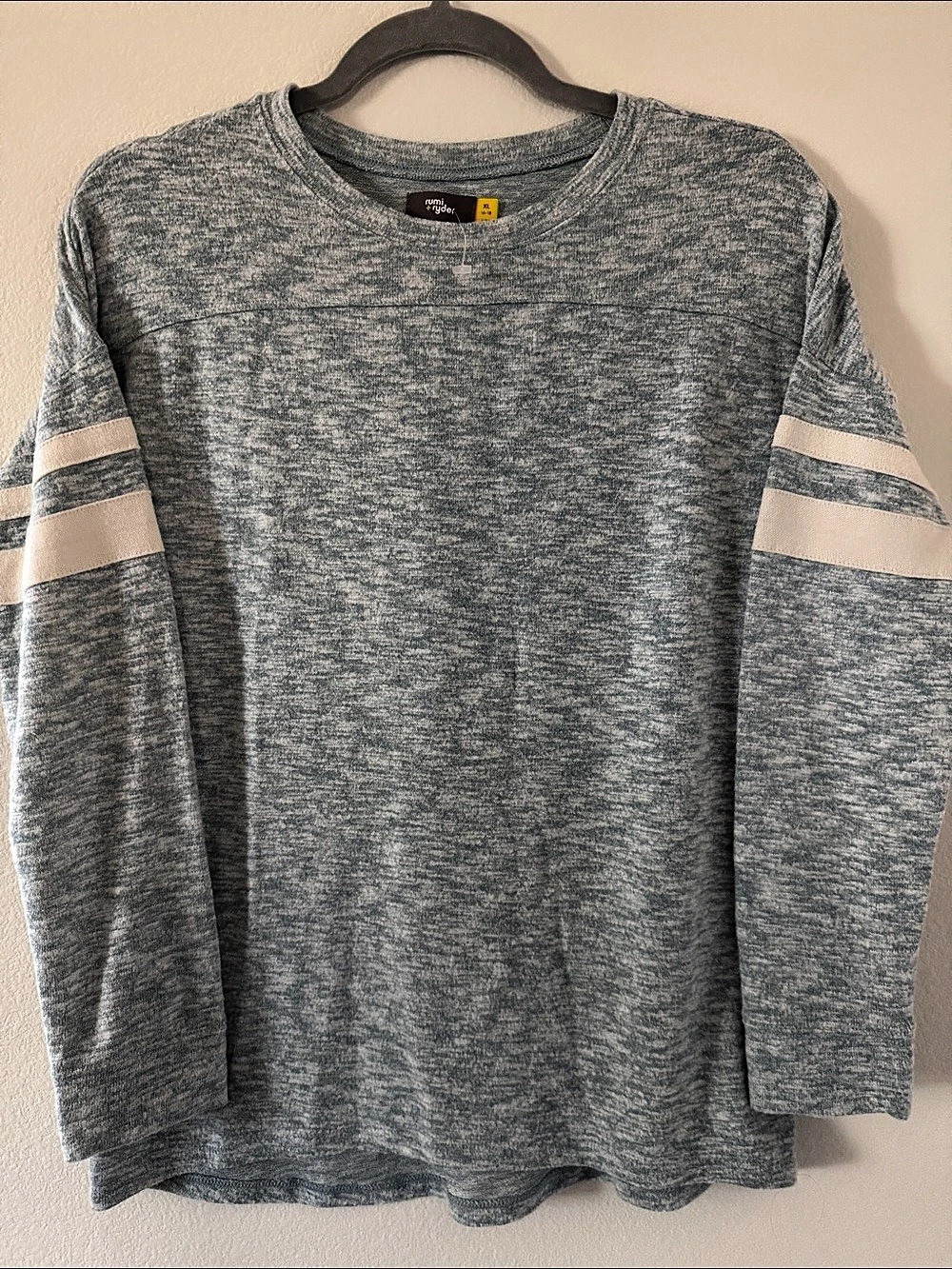 Rumi + Ryder Girls Long Sleeve Top Gray & White Size XL NWT